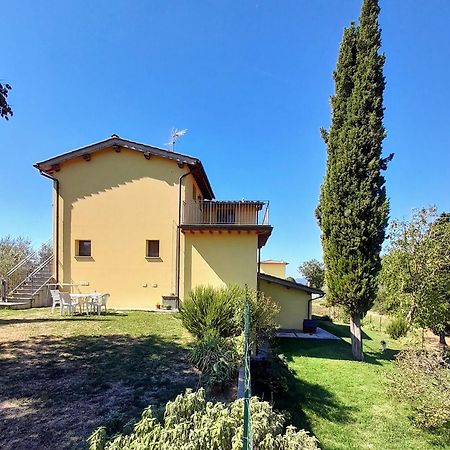 Вілла Casa Giulia Реджелло Екстер'єр фото