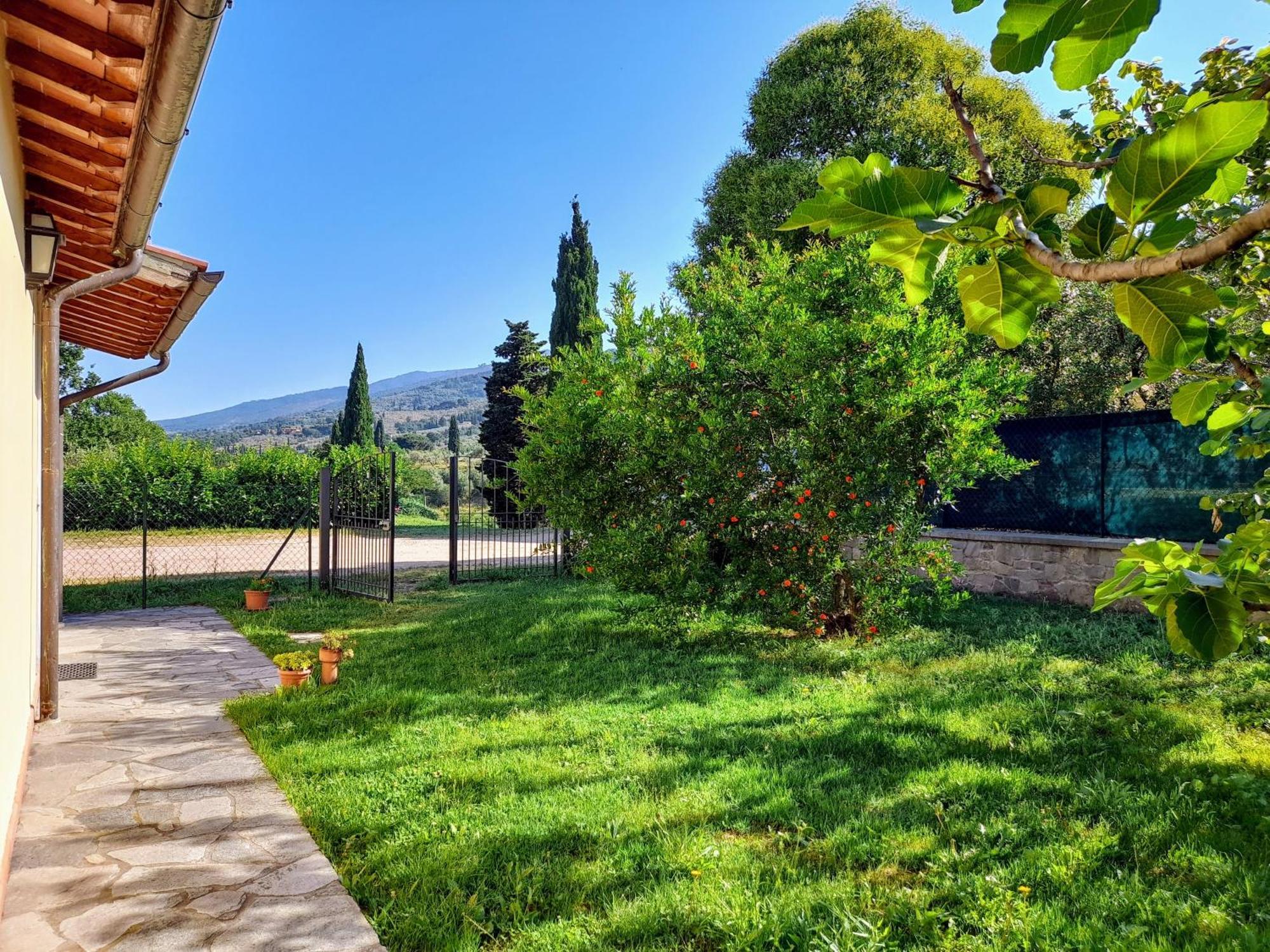 Вілла Casa Giulia Реджелло Екстер'єр фото